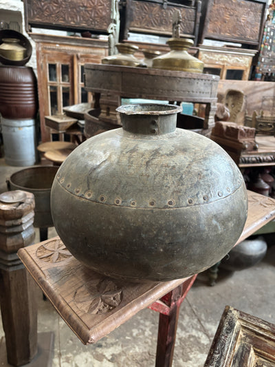 Iron Pot
