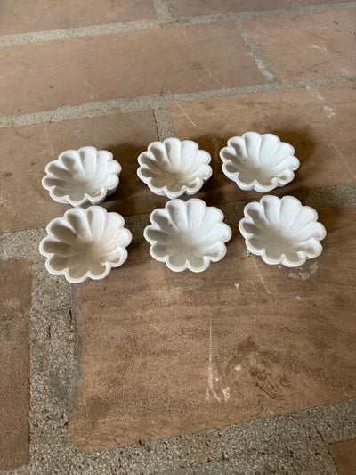 Marble Scalloped Plate