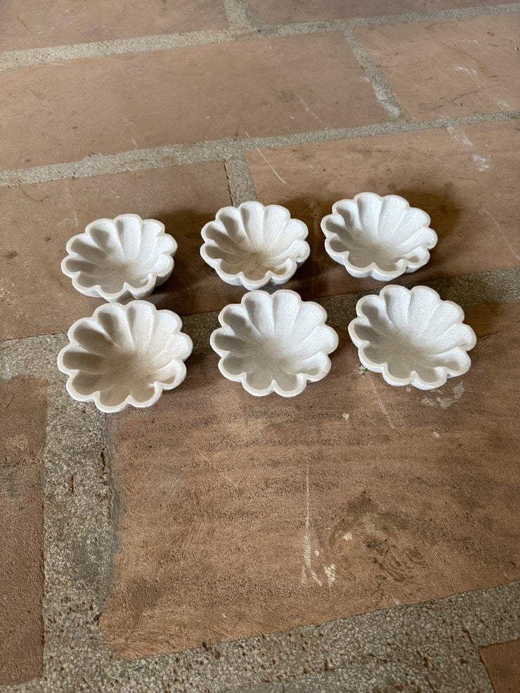 Marble Scalloped Plate