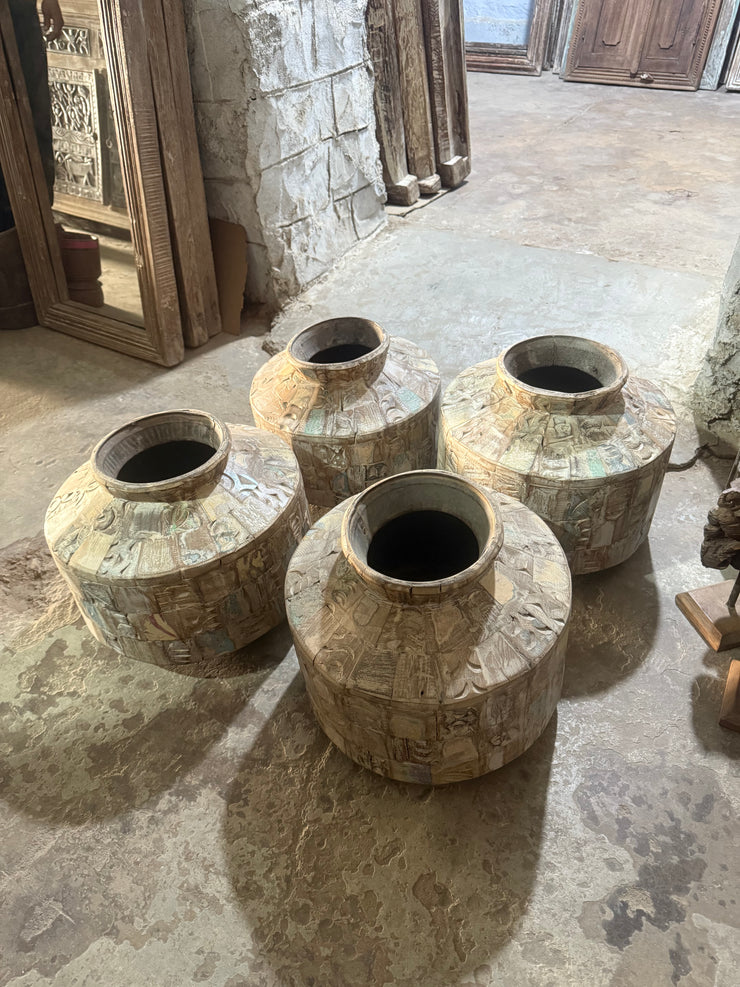 Tukdi Carved Wooden Pot