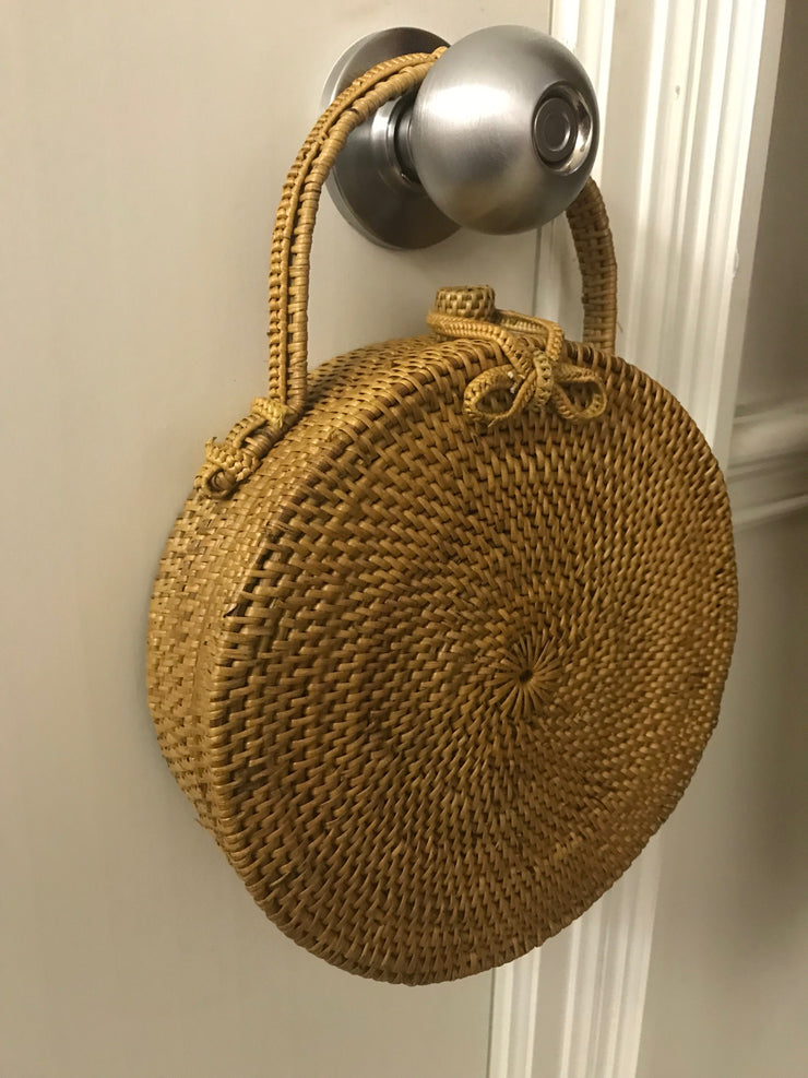 Small Circular Natural Fiber Woven Hand Bag