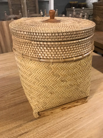 Small Natural Bamboo Fiber Woven Basket with Lid