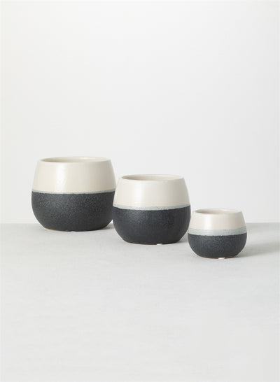 Black/White Ceramic Pot